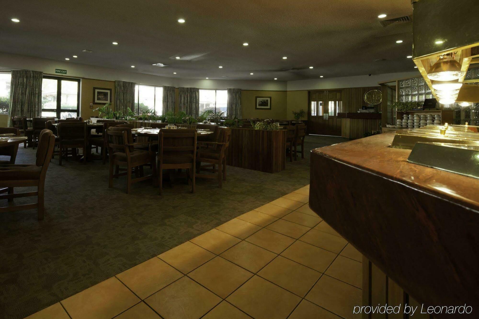 Hotel Distinction & Conference Centre